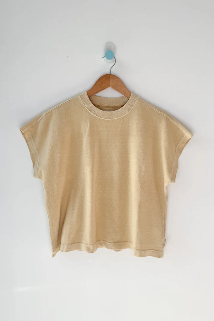 Jeanne Tee in butter yellow