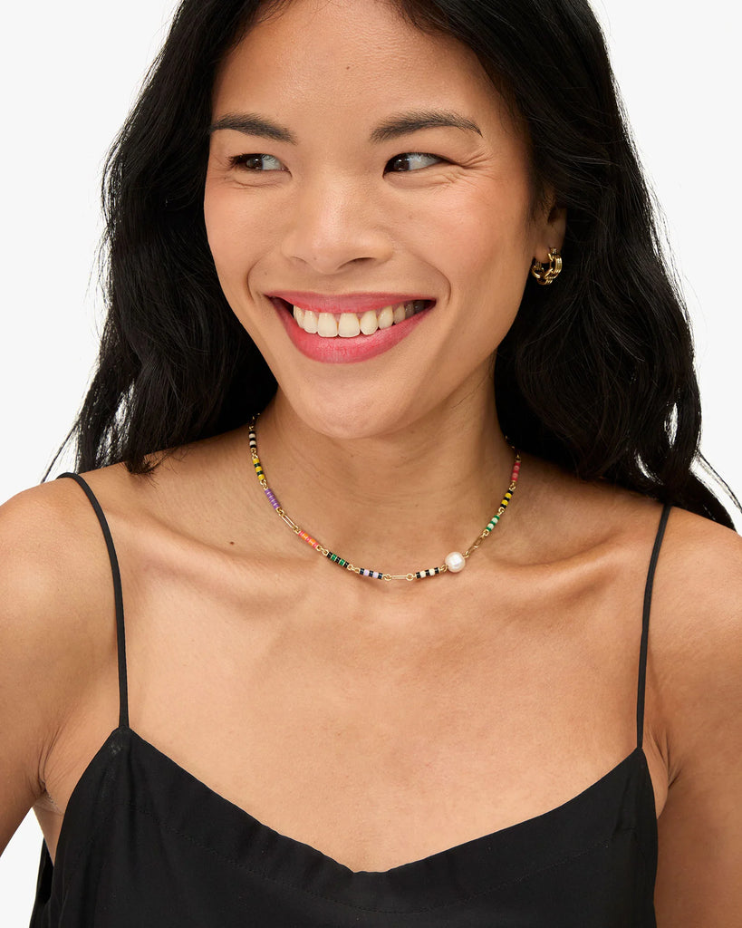 Le stripe pearl necklace in multi