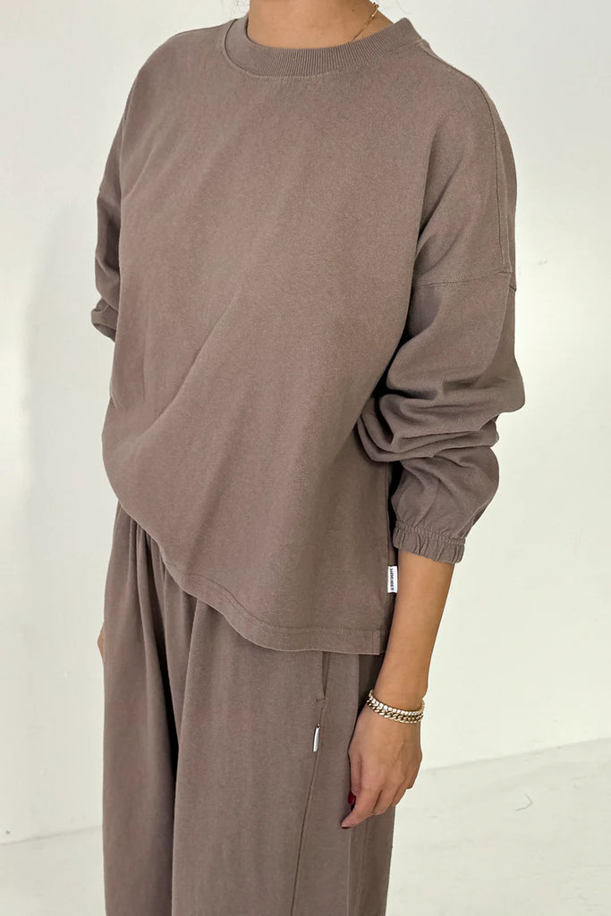 Naturelle tee in Mushroom