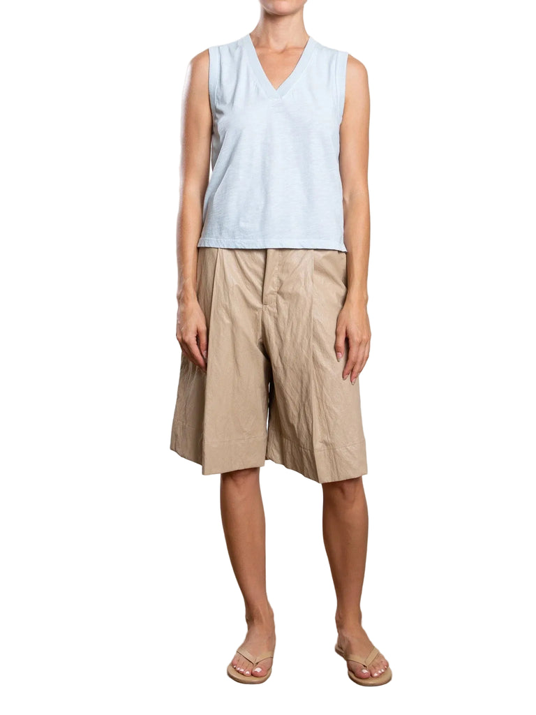 Inez Short in Biscotti