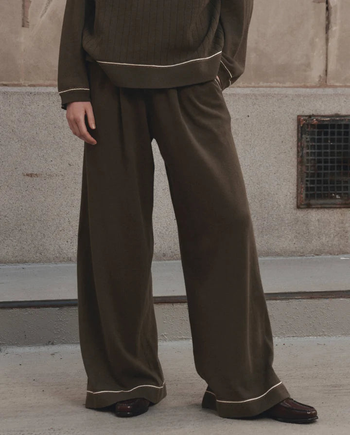 Menswear Tipping Trouser Pant in Olive