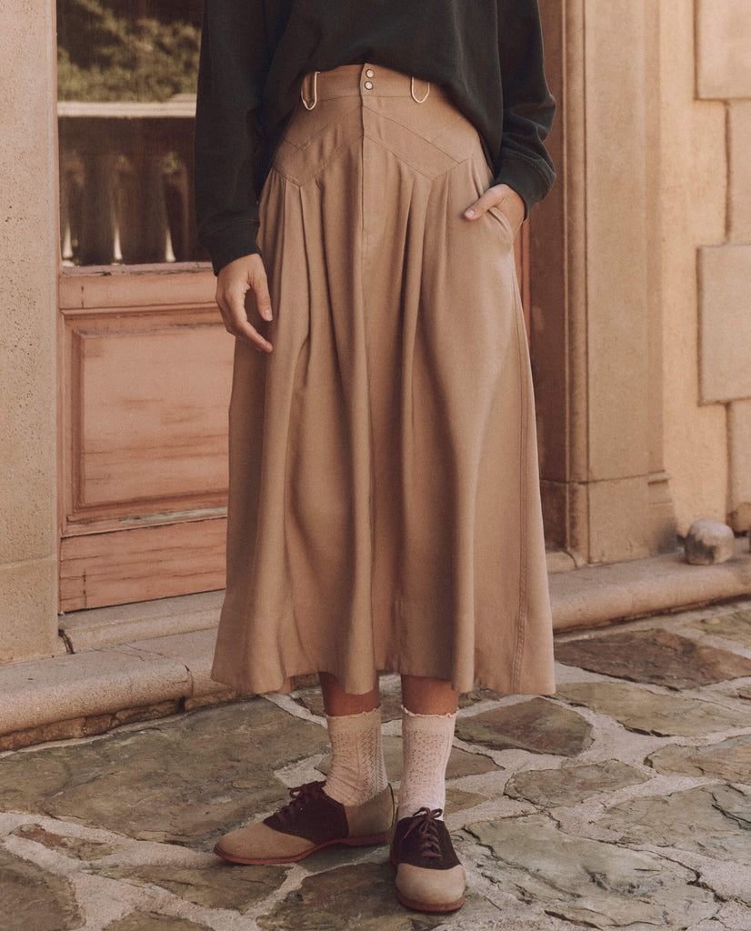 The Western Field Skirt in Barley