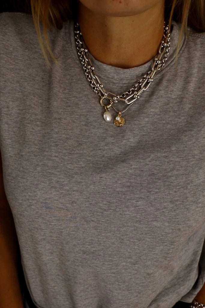 Solene Coin Necklace in Silver