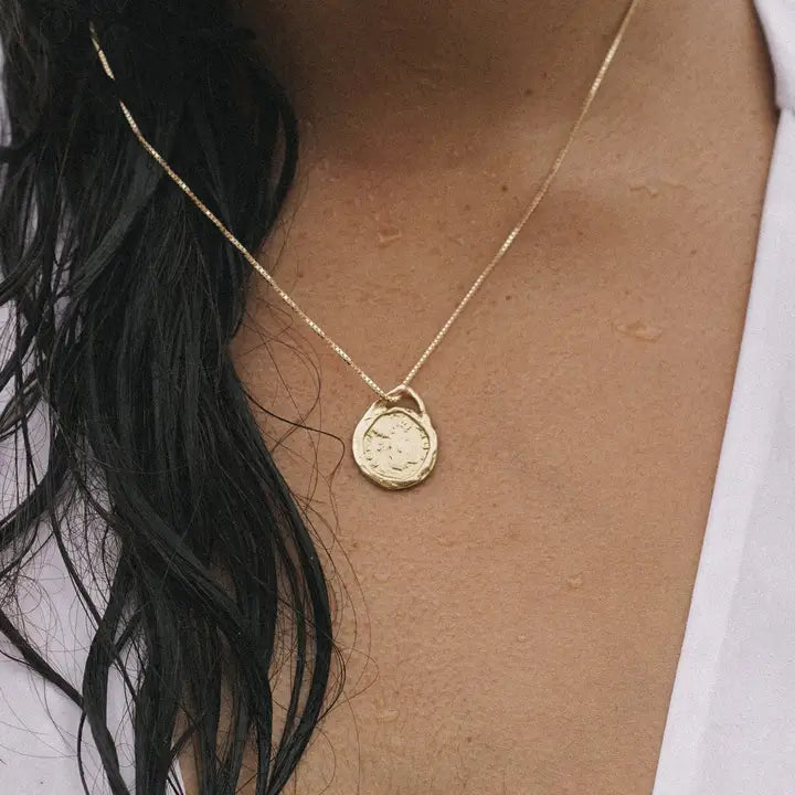 Gold ROMA pendant necklace