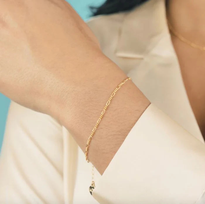 Figaro chain bracelet