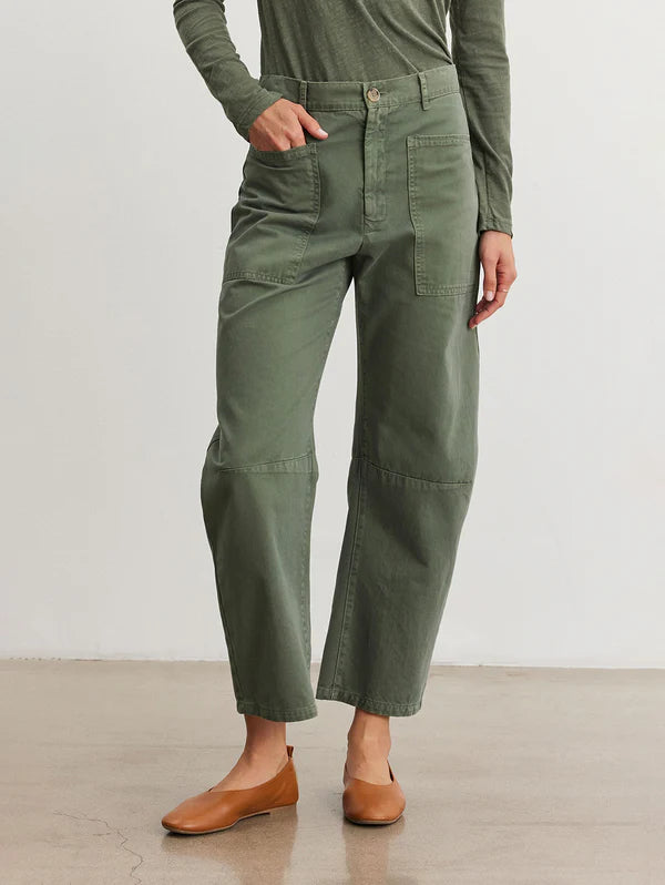 Brylie Curved Knee Pant in Rock