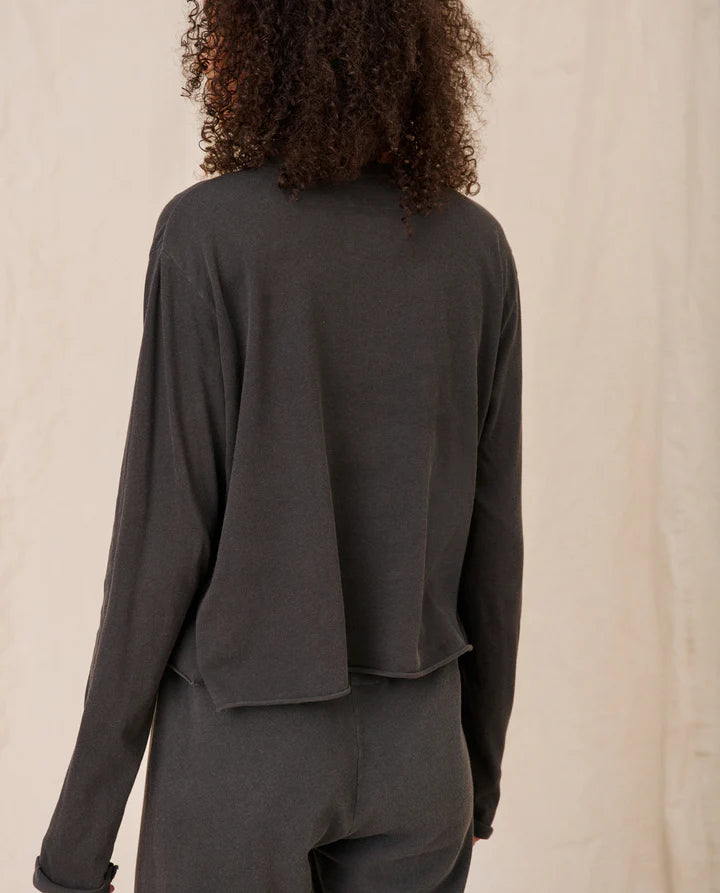 Long Sleeve Crop Tee in Washed Black